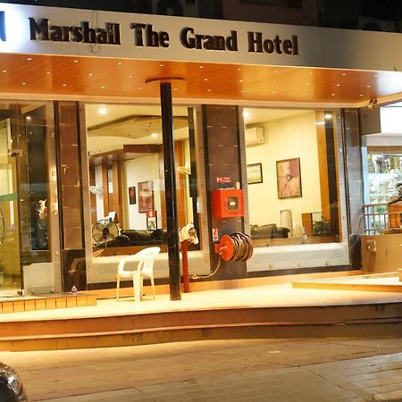 Marshall The Grand Hotel Ахмедабад Экстерьер фото